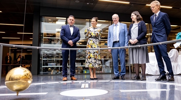 The new Ångström was officially opened on 13 May 2022. Vice-Rector Johan Tysk , Crown Princess Victoria, Vice-Chancellor Anders Hagfeldt, Minister for Education Anna Ekström, Governor Göran Enander.