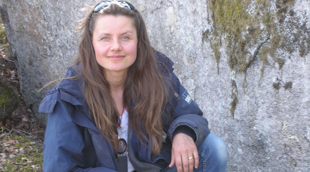 Jenny Andersson, statsgeolog vid Sveriges Geologiska Undersökning, SGU, och ska arbeta 50 procent vid Uppsala universitet med ett projekt om det svenska urberget.